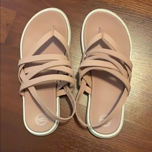 Girls sandals. Excellent condition. Size 2